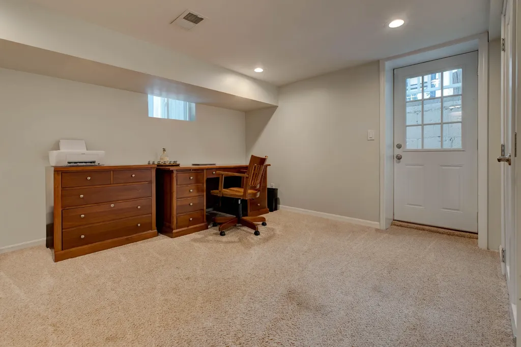 1144 Providence Lane Lexington KY 40502