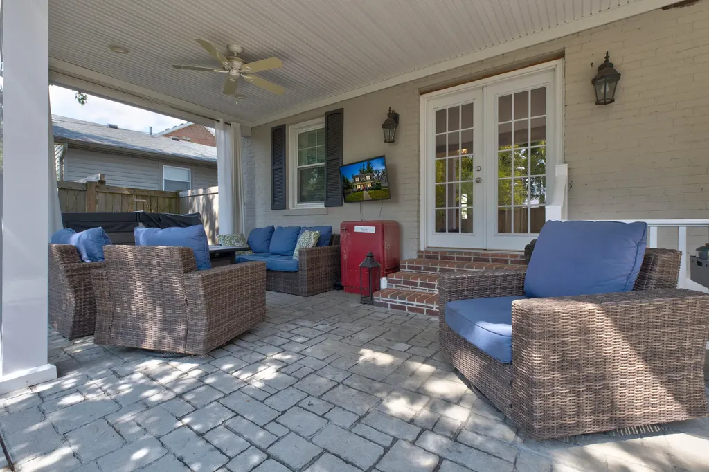 1144 Providence Lane Lexington KY 40502