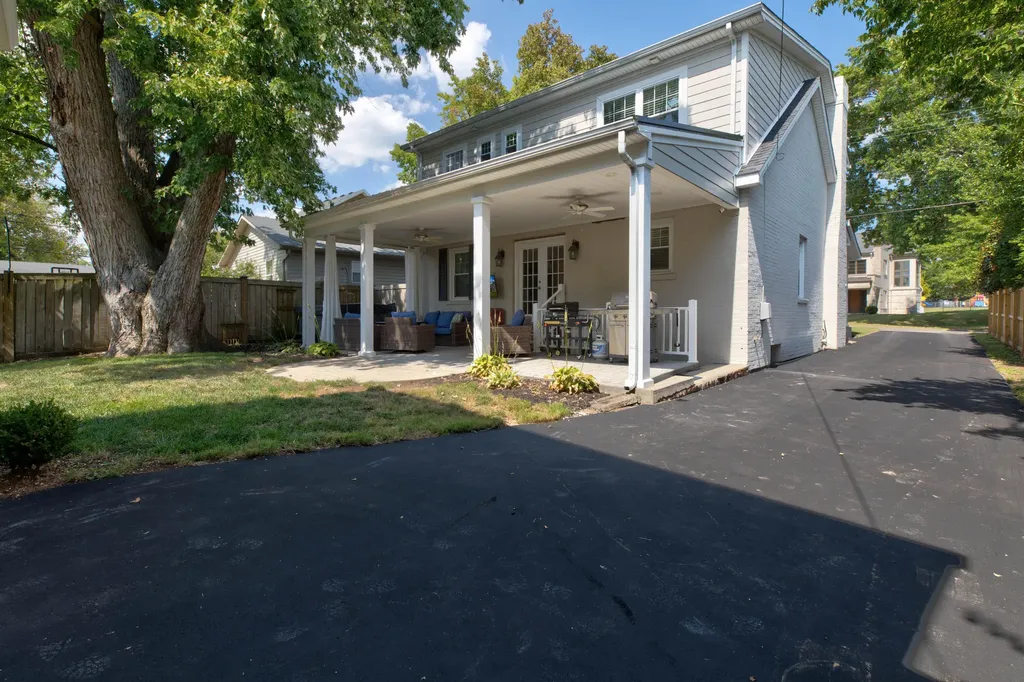 1144 Providence Lane Lexington KY 40502