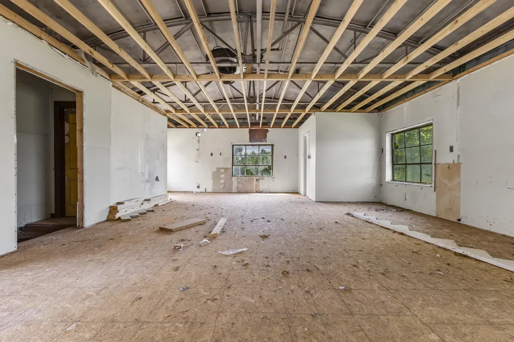 4314 Mackville Road Harrodsburg KY 40330