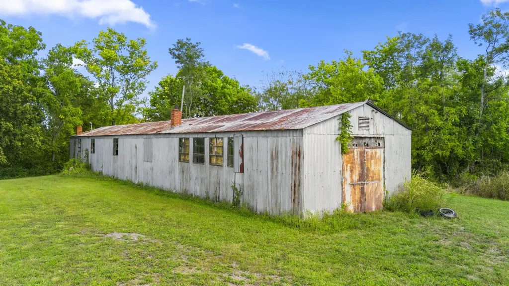 4314 Mackville Road Harrodsburg KY 40330
