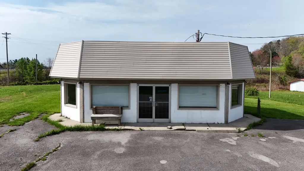 229 Somerset Road London KY 40741