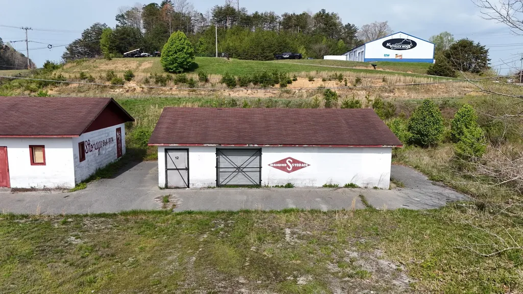 229 Somerset Road London KY 40741