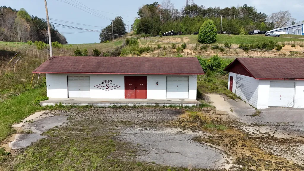 229 Somerset Road London KY 40741