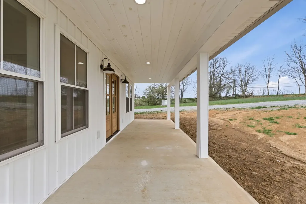 4221 Carpenter Pike Carlisle KY 40311