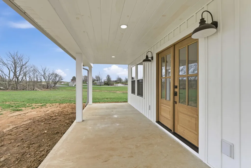 4221 Carpenter Pike Carlisle KY 40311