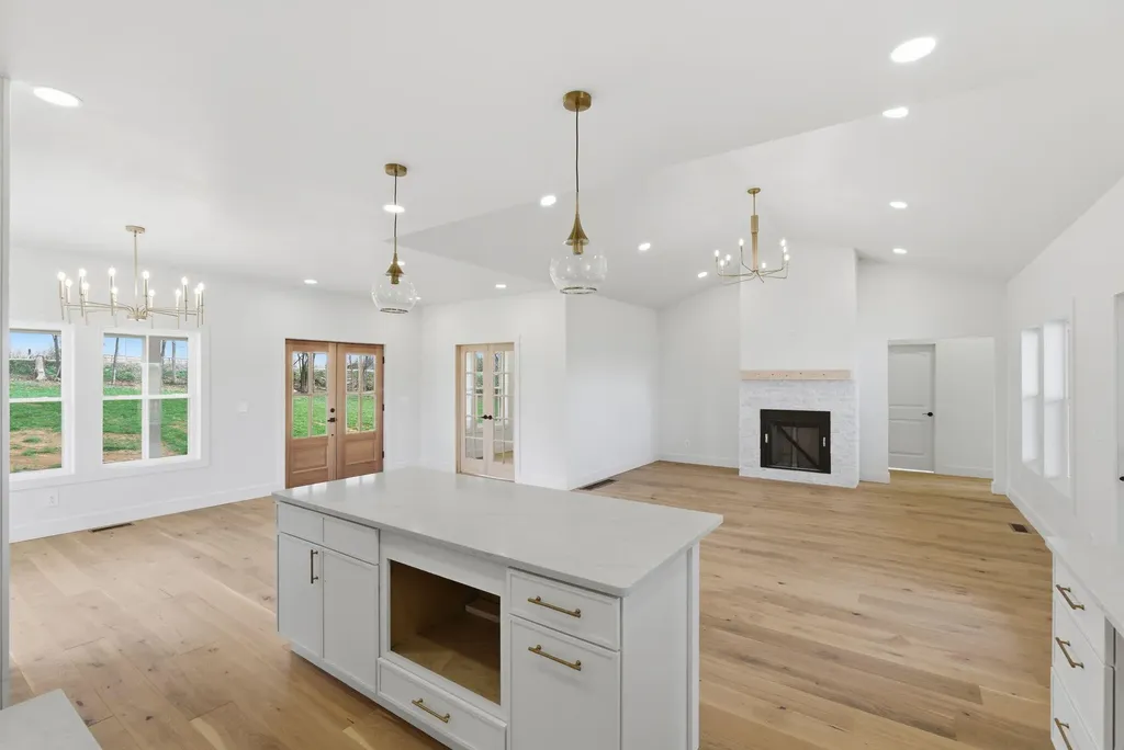 4221 Carpenter Pike Carlisle KY 40311