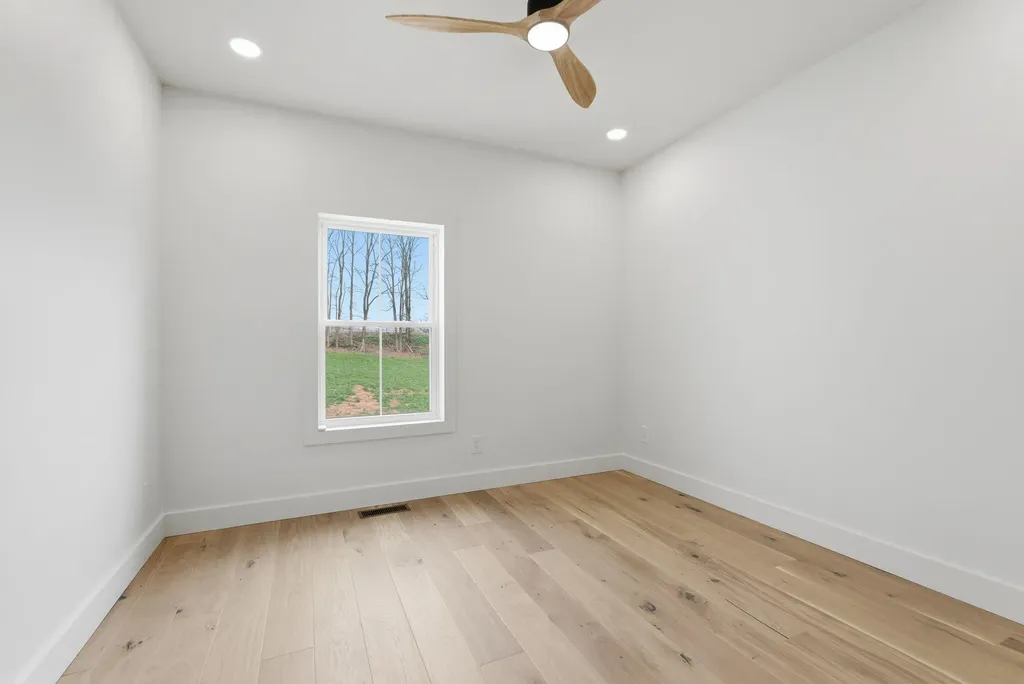 4221 Carpenter Pike Carlisle KY 40311