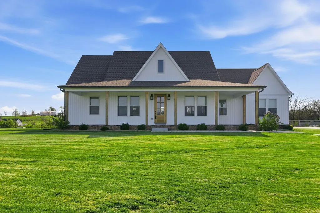 329 Mill Creek Meadows Drive Cynthiana KY 41031