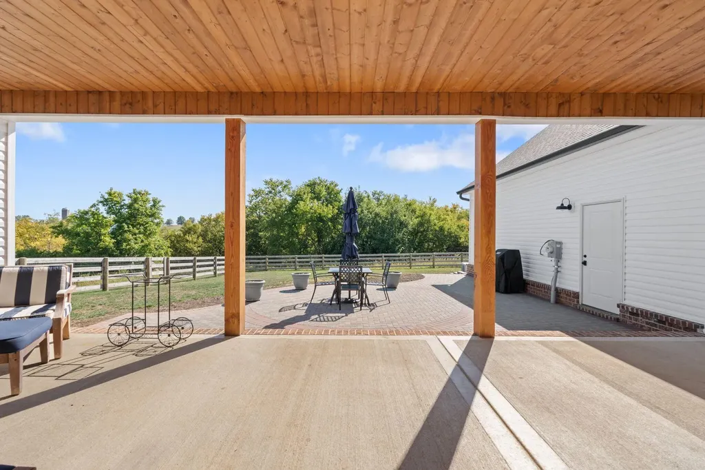 329 Mill Creek Meadows Drive Cynthiana KY 41031