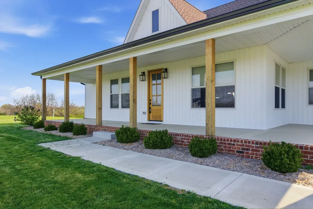 329 Mill Creek Meadows Drive Cynthiana KY 41031