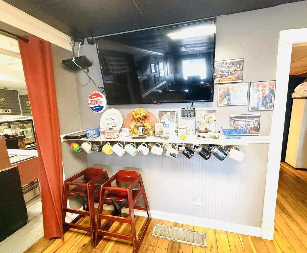 105 W Main Street Harrodsburg KY 40330