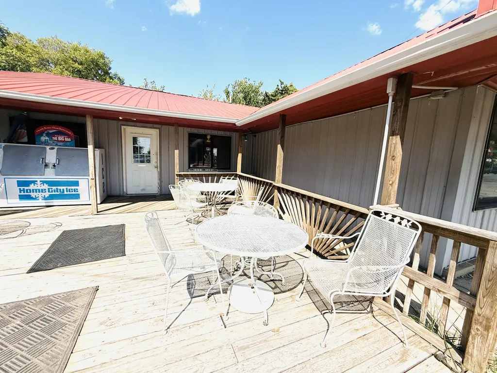 101 W Main Street Harrodsburg KY 40330