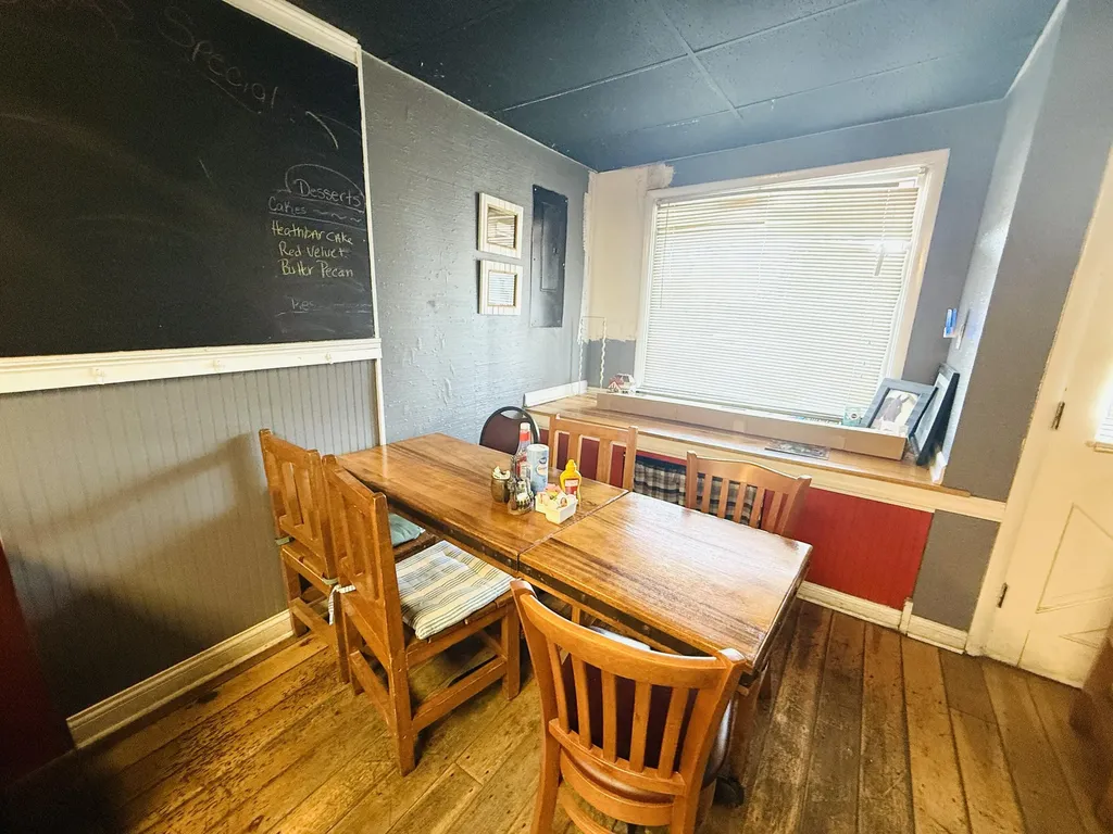 101 W Main Street Harrodsburg KY 40330