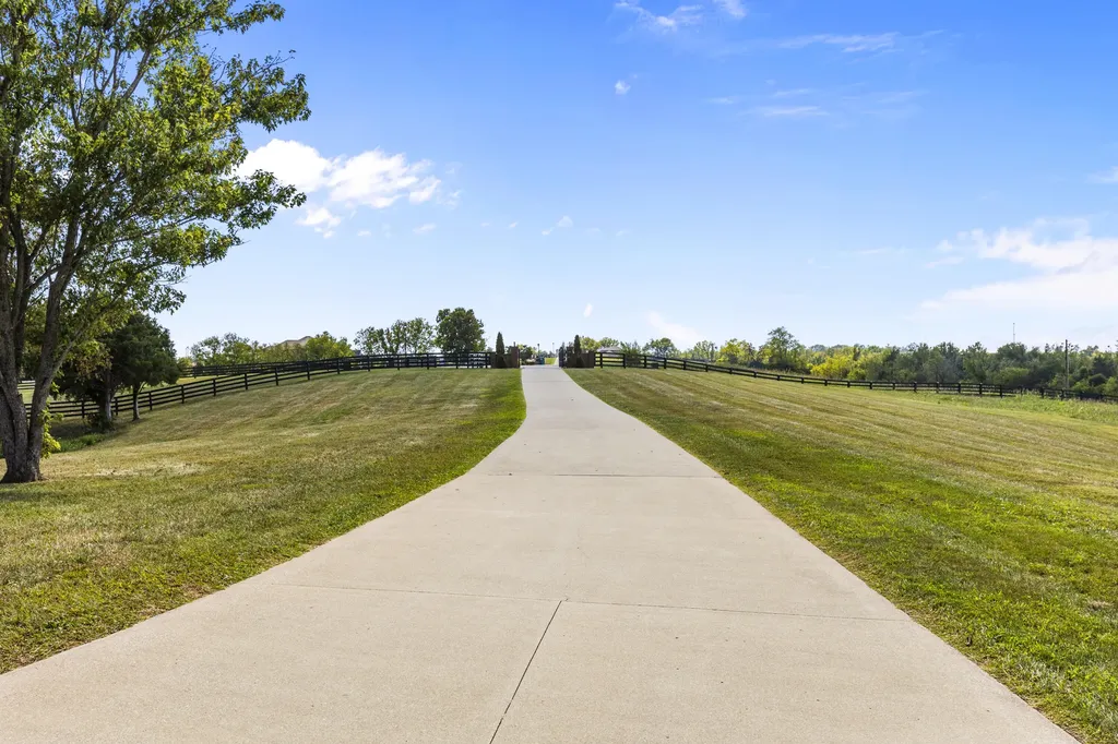 201 Overlook Trail Richmond KY 40475