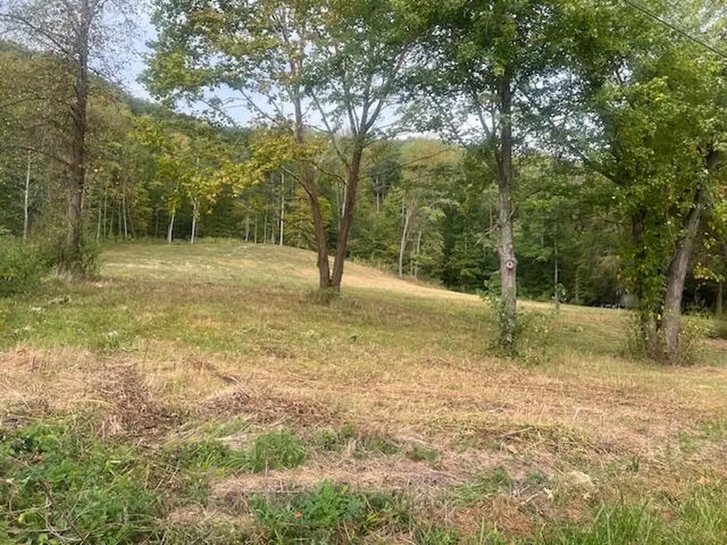 181 Helton Road Salt Lick KY 40371