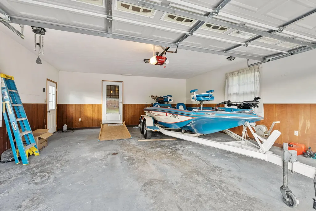 9990 Us-27 Waynesburg KY 40489