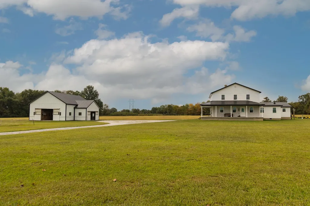 3751 Kendall Springs Road Owingsville KY 40360