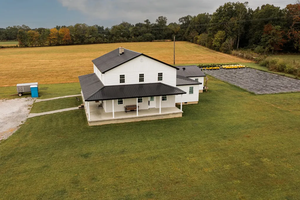 3751 Kendall Springs Road Owingsville KY 40360