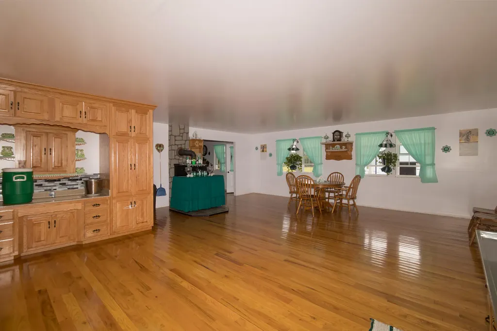 3751 Kendall Springs Road Owingsville KY 40360