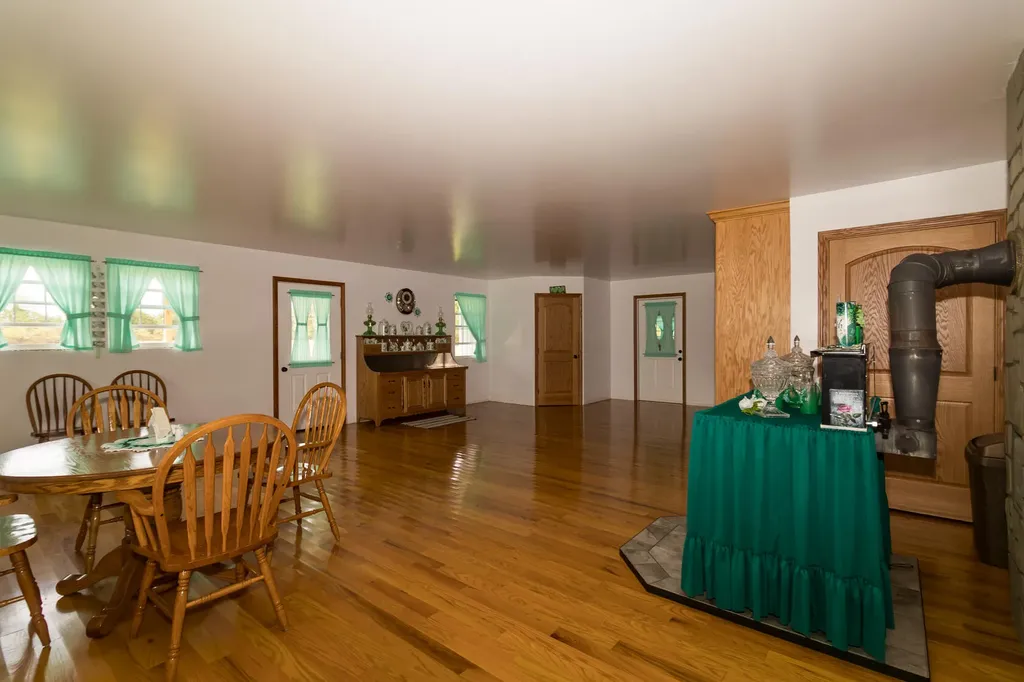 3751 Kendall Springs Road Owingsville KY 40360