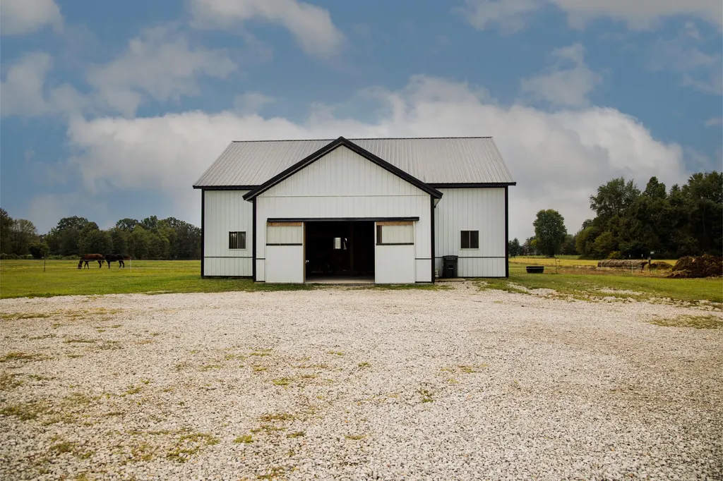 3751 Kendall Springs Road Owingsville KY 40360