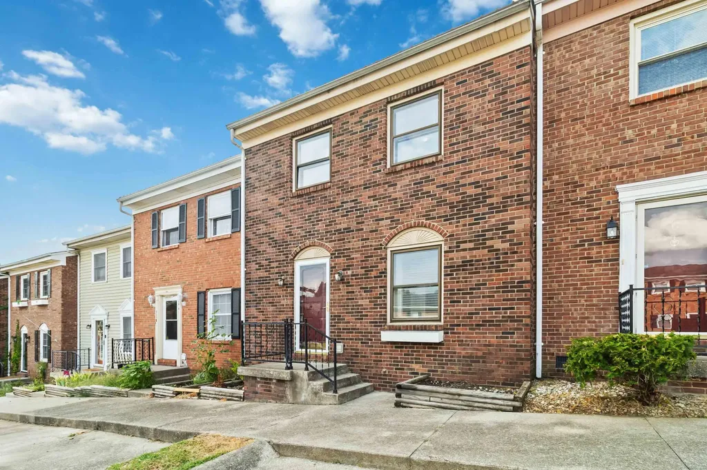 1658 Foxhaven Drive Richmond KY 40475