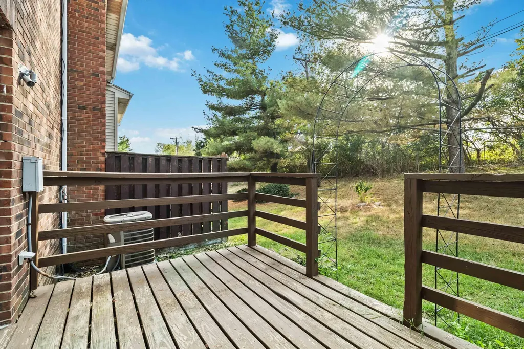 1658 Foxhaven Drive Richmond KY 40475