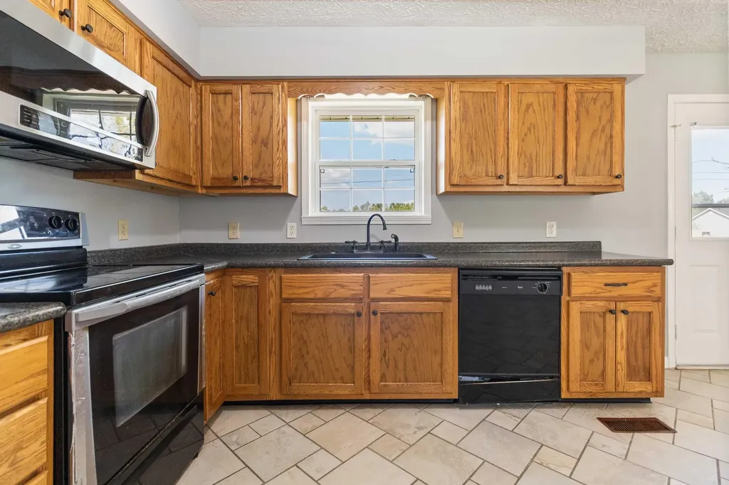 175 Robin Drive Stanford KY 40484