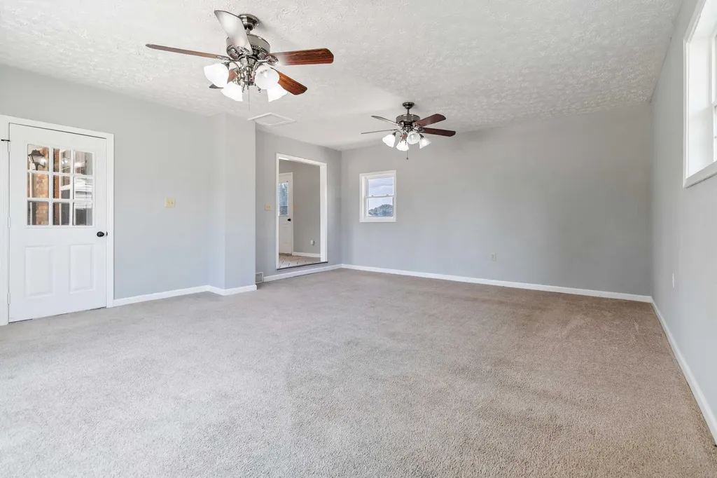 175 Robin Drive Stanford KY 40484