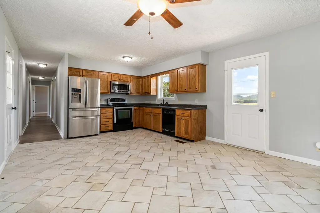 175 Robin Drive Stanford KY 40484