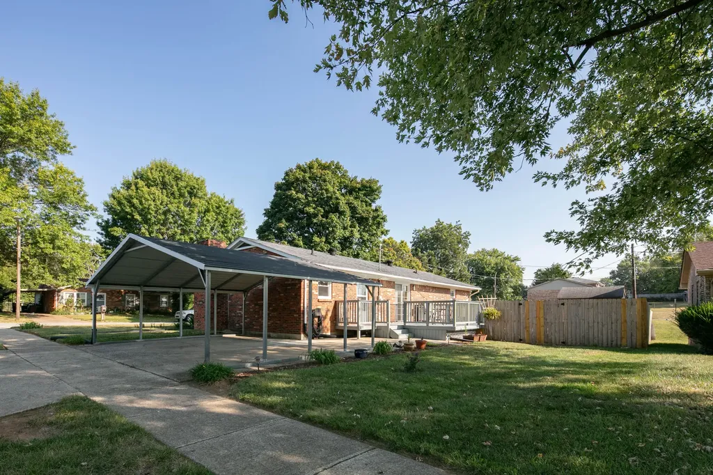 140 Dan Drive Versailles KY 40383