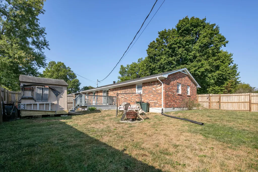 140 Dan Drive Versailles KY 40383
