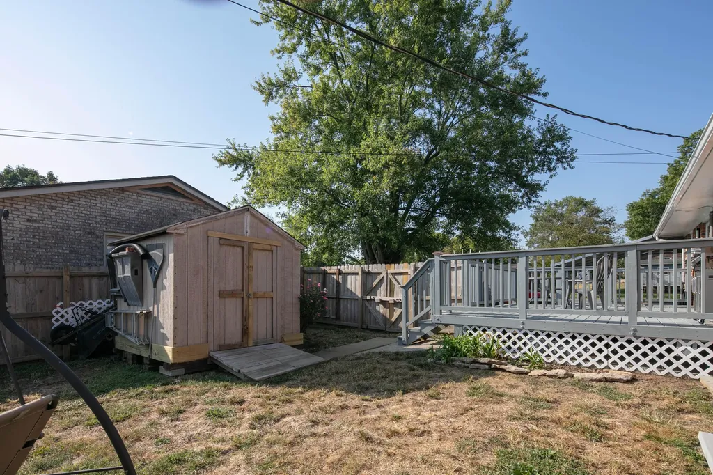 140 Dan Drive Versailles KY 40383