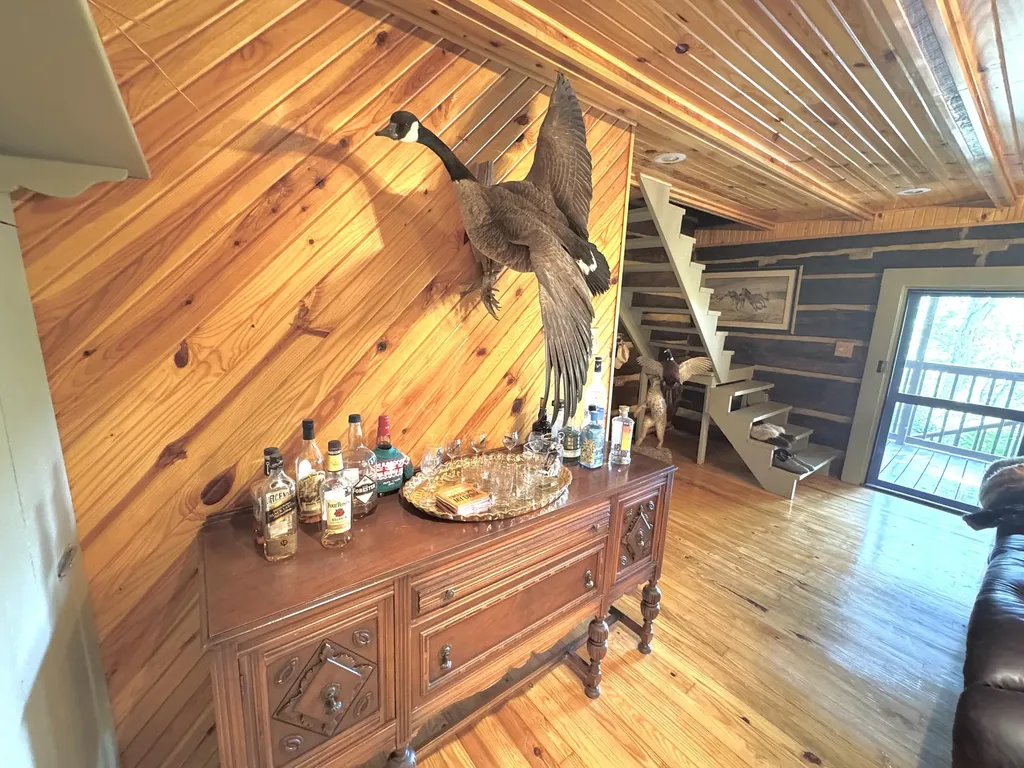 155 Rocky Point Road East Bernstadt KY 40729