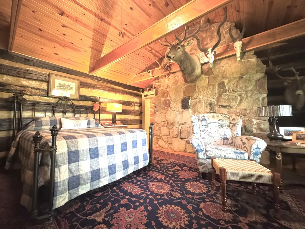 155 Rocky Point Road East Bernstadt KY 40729