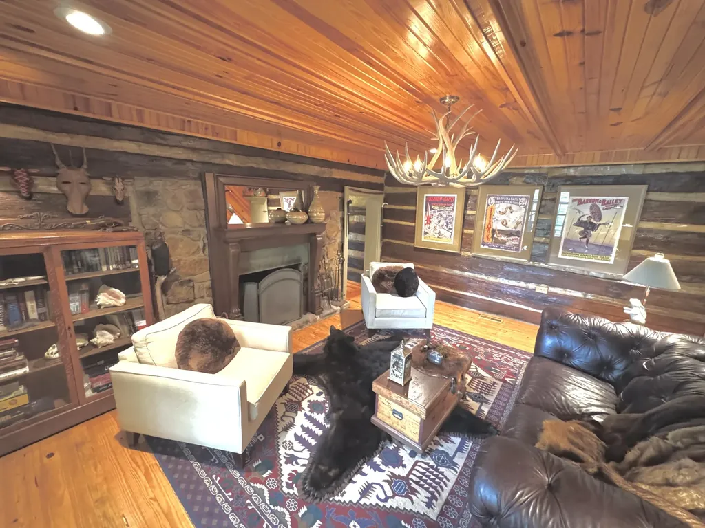 155 Rocky Point Road East Bernstadt KY 40729