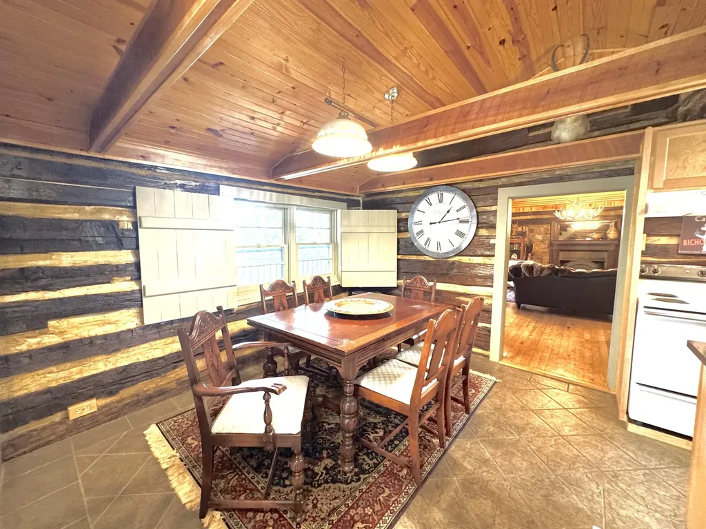 155 Rocky Point Road East Bernstadt KY 40729