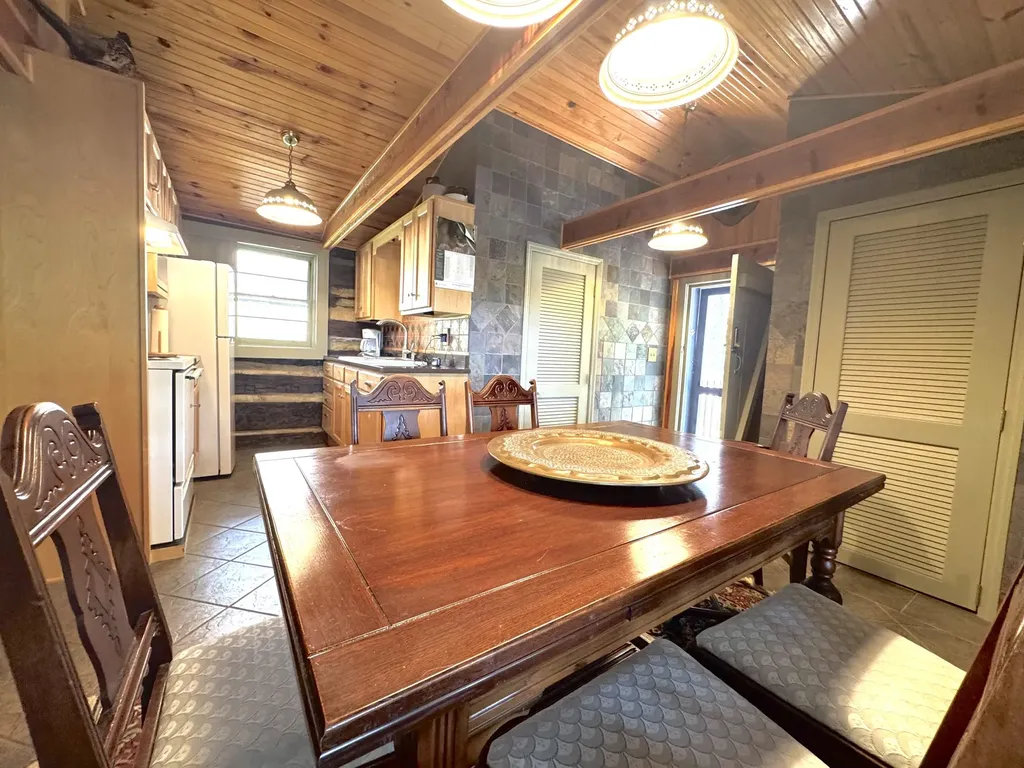 155 Rocky Point Road East Bernstadt KY 40729