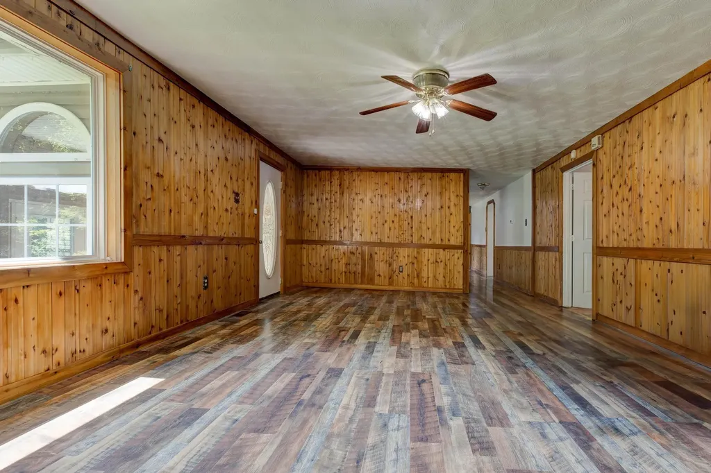 98 Brittany Lane Stanton KY 40380
