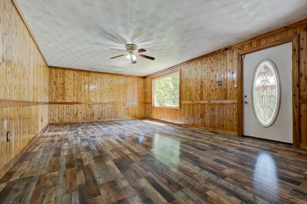 98 Brittany Lane Stanton KY 40380