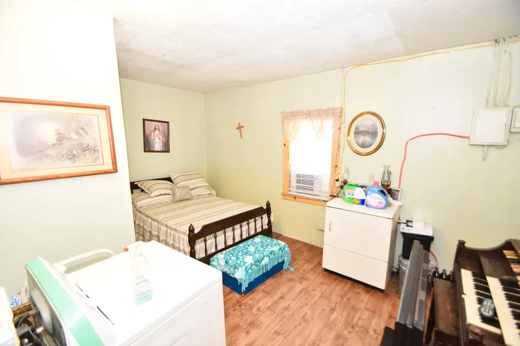 284 Happy Top Road Mckee KY 40447