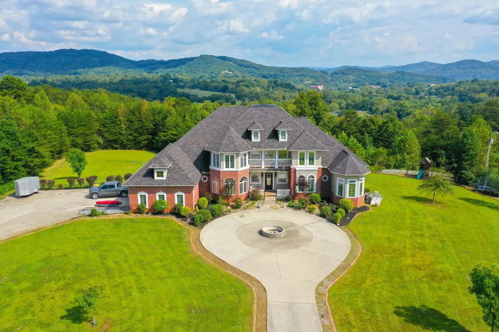 210 Reverend Bill Perkins Road Williamsburg KY 40769
