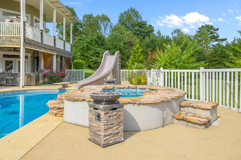 210 Reverend Bill Perkins Road Williamsburg KY 40769