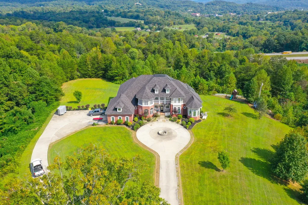 210 Reverend Bill Perkins Road Williamsburg KY 40769