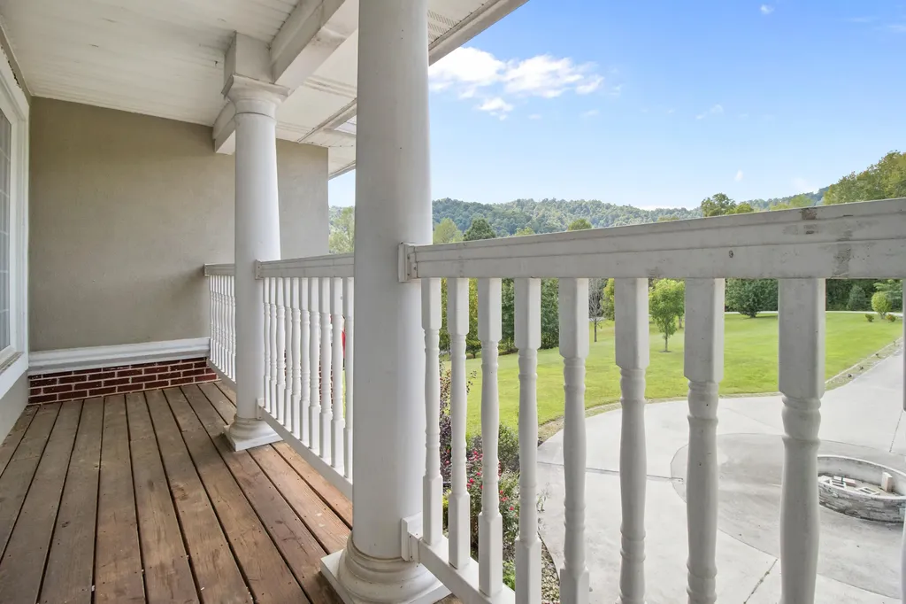 210 Reverend Bill Perkins Road Williamsburg KY 40769