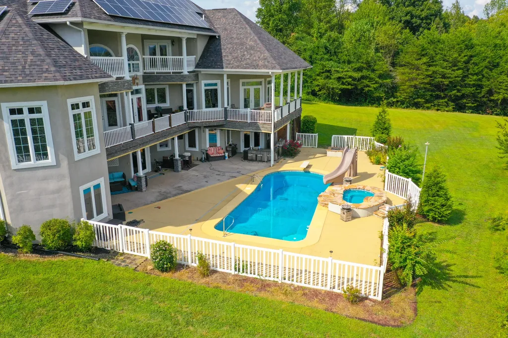 210 Reverend Bill Perkins Road Williamsburg KY 40769