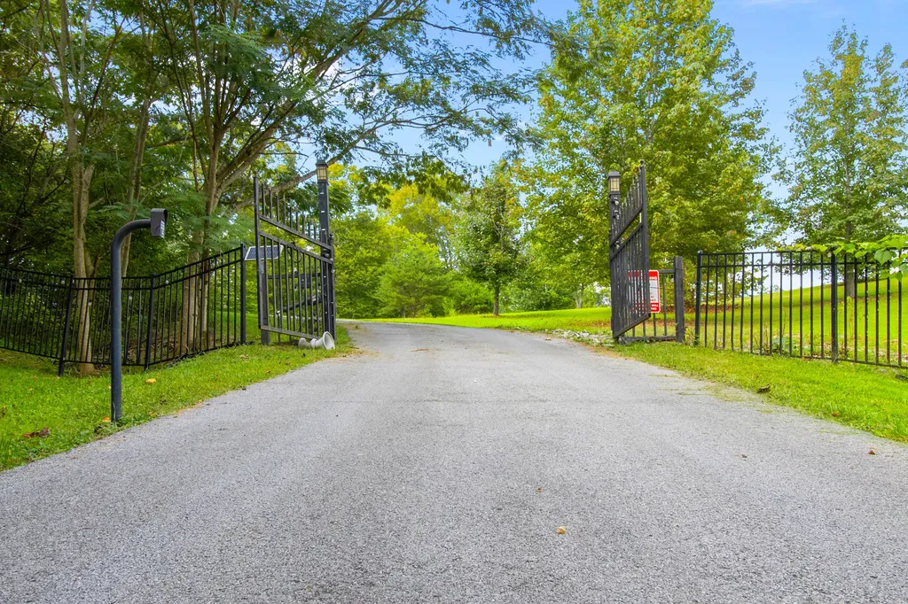 210 Reverend Bill Perkins Road Williamsburg KY 40769