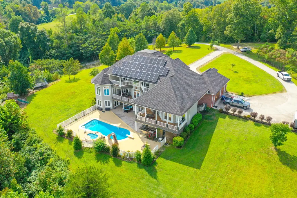 210 Reverend Bill Perkins Road Williamsburg KY 40769