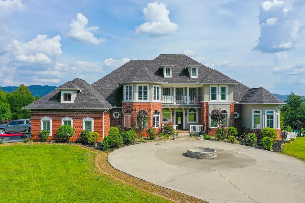 210 Reverend Bill Perkins Road Williamsburg KY 40769